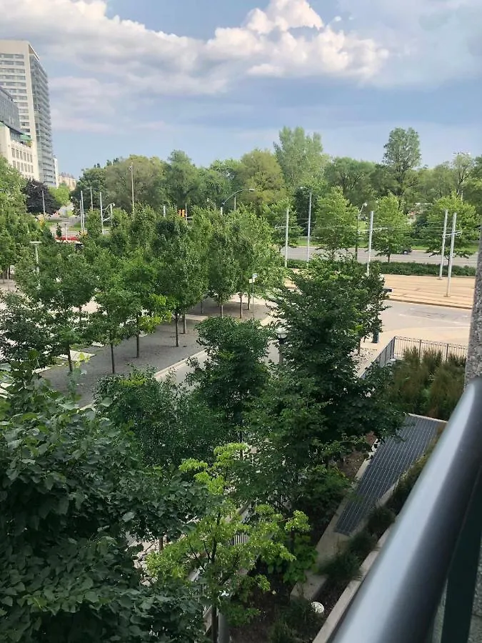 Executive 1 Bedroom Condo Sleeps 2 Toronto