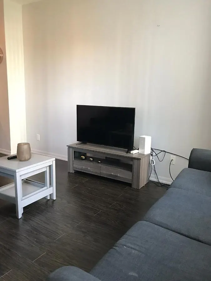 Executive 1 Bedroom Condo Sleeps 2 Toronto 0*,  Canada
